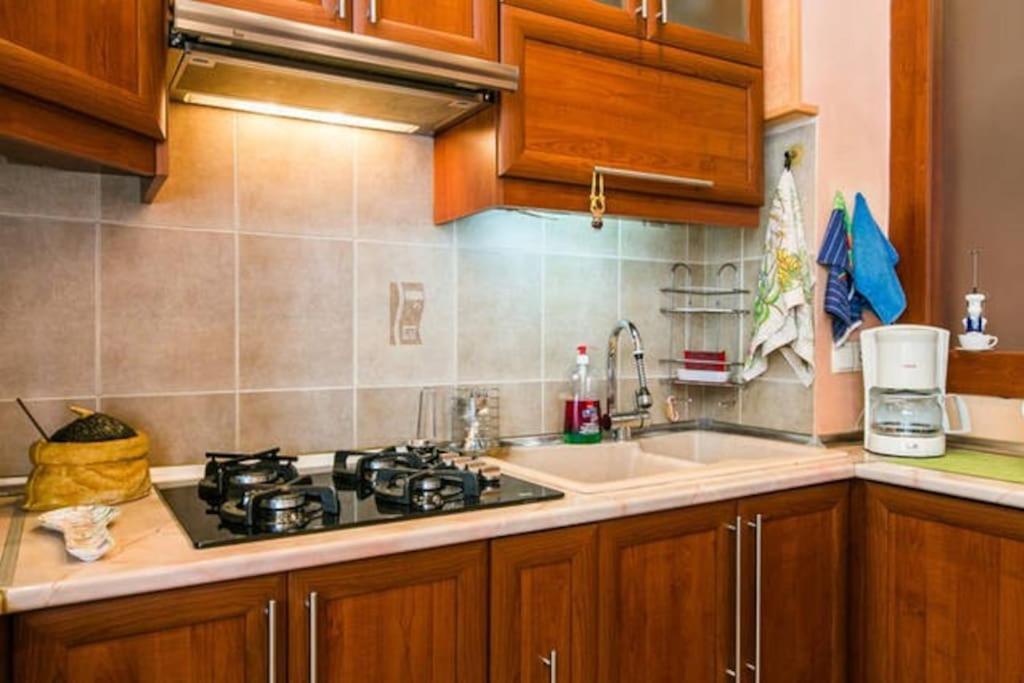 Уютная Квартирка В Центре Тбилиси! Ngoại thất bức ảnh