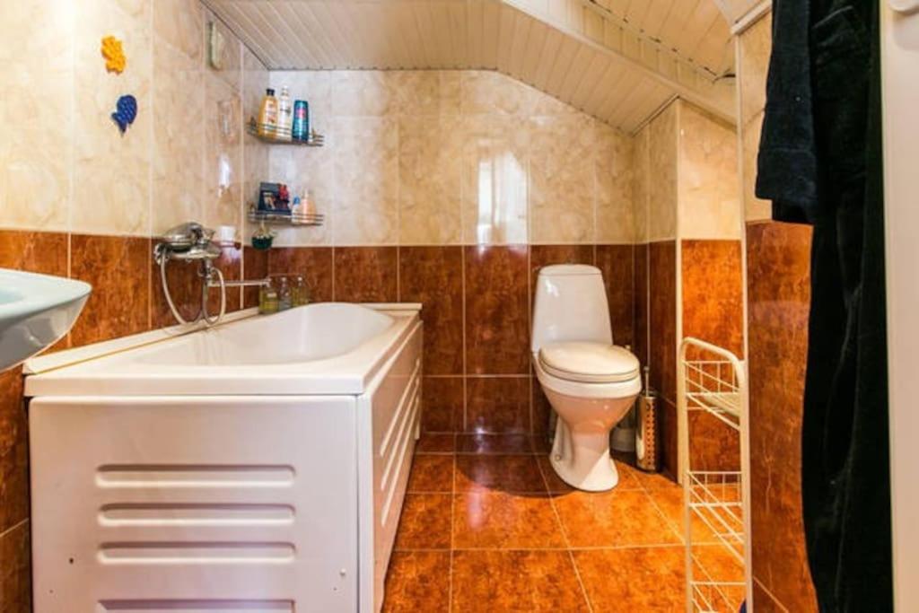 Уютная Квартирка В Центре Тбилиси! Ngoại thất bức ảnh